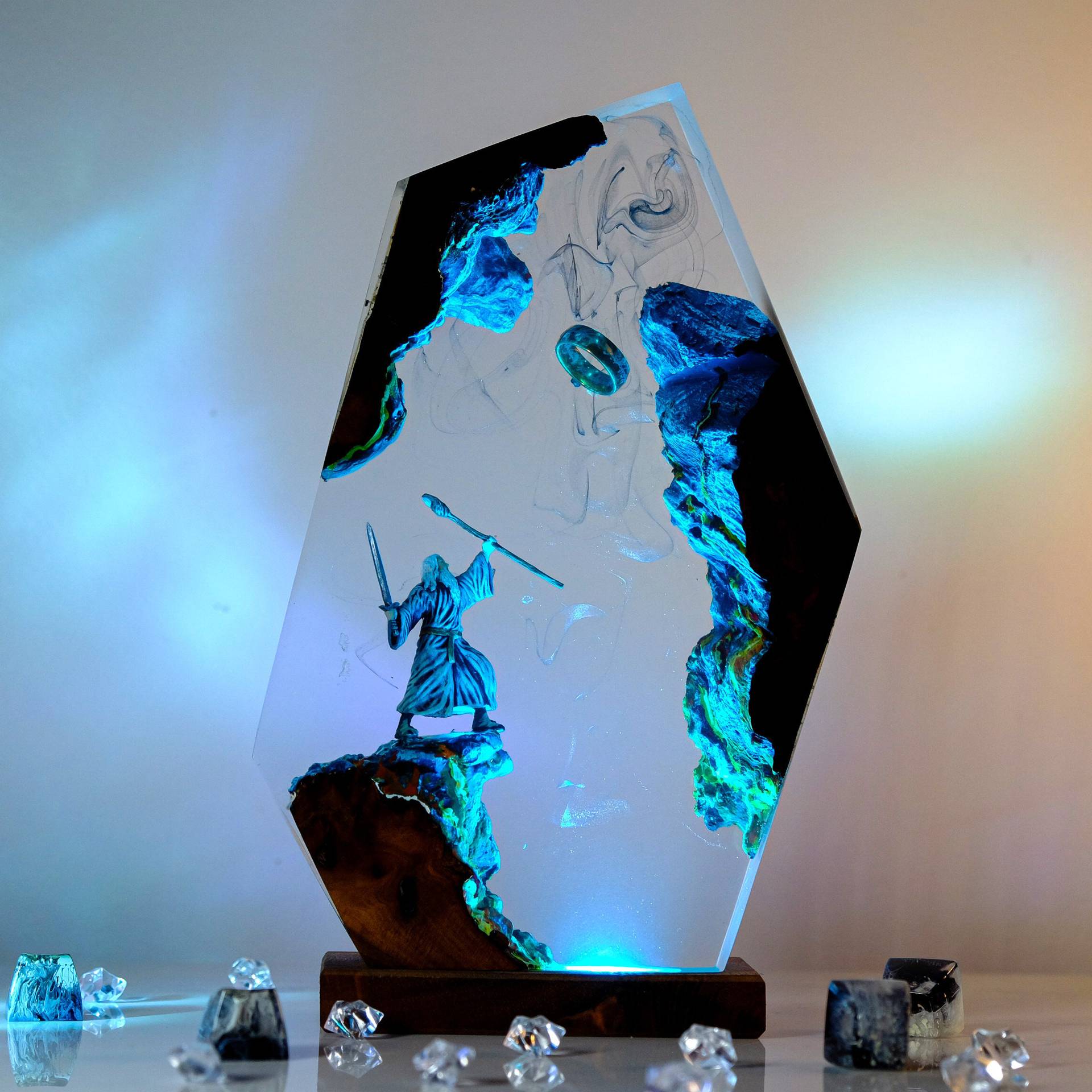 Настольная лампа-фигурка из см – обзор и цена Desk Setup Lamp